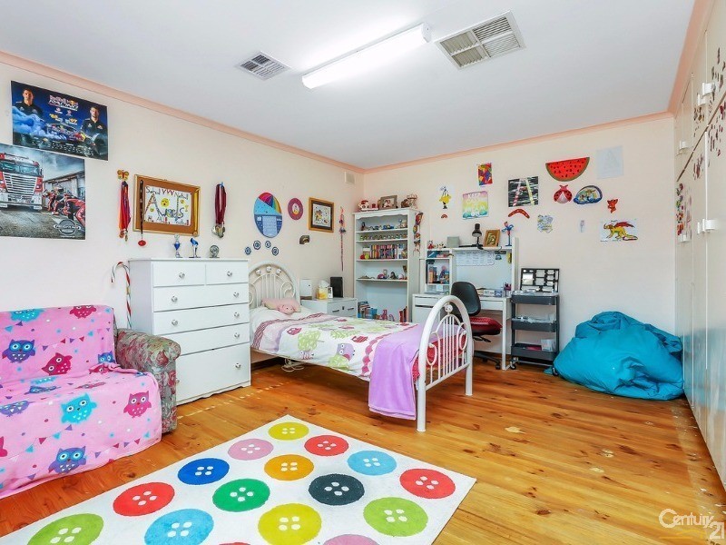 44 Carnoustie Avenue, Fairview Park SA 5126