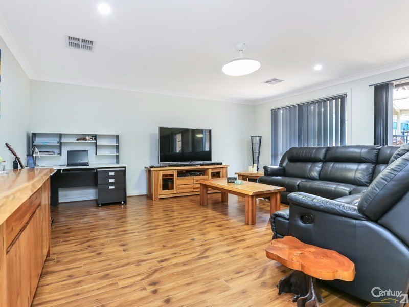 20 Albany Terrace, Valley View SA 5093