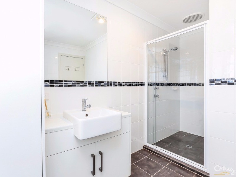 20 Albany Terrace, Valley View SA 5093