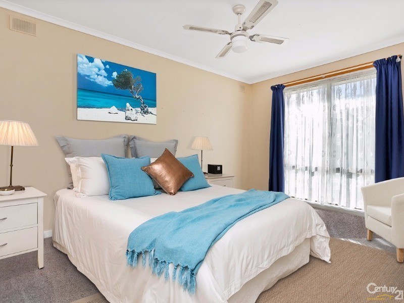 4 Jeff Street, Para Vista SA 5093