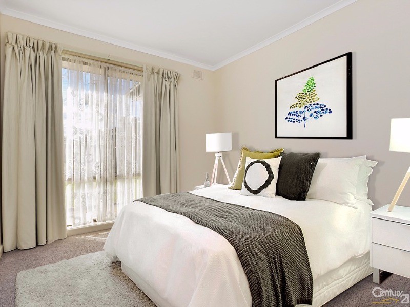4 Jeff Street, Para Vista SA 5093