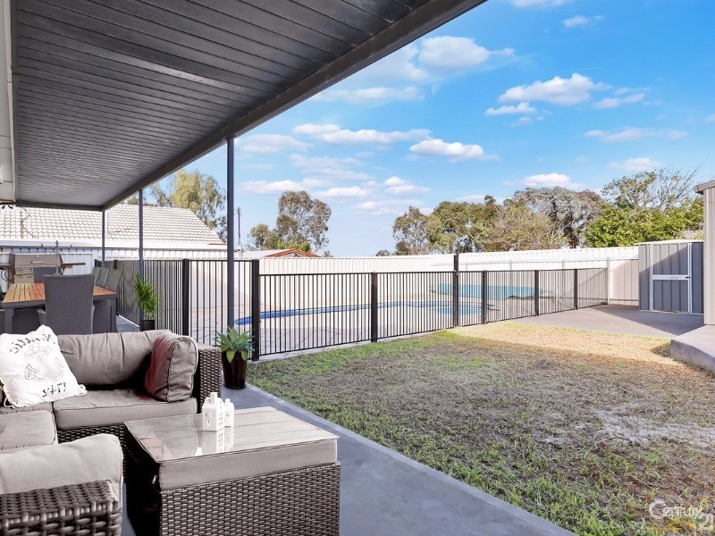 4 Jeff Street, Para Vista SA 5093