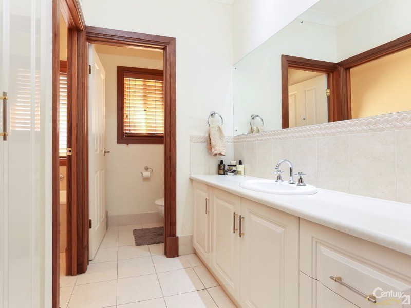 9 Sunset Circuit, Walkley Heights SA 5098