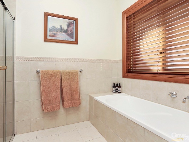 9 Sunset Circuit, Walkley Heights SA 5098