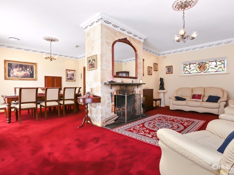 30 Range Road South, Houghton SA 5131