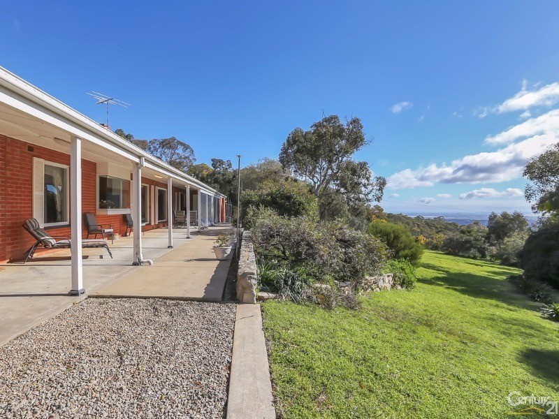 30 Range Road South, Houghton SA 5131