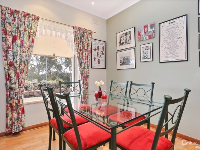 30 Range Road South, Houghton SA 5131