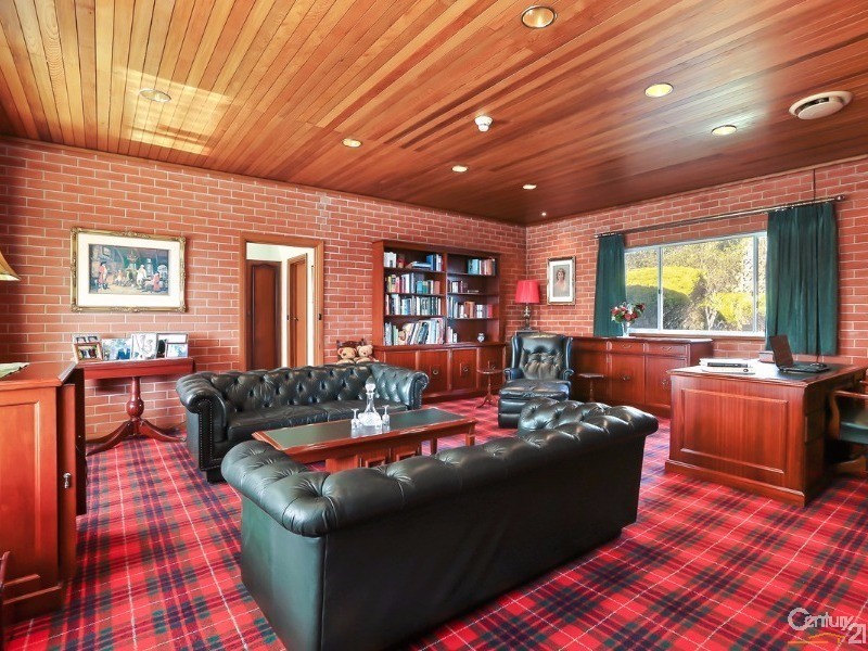 30 Range Road South, Houghton SA 5131