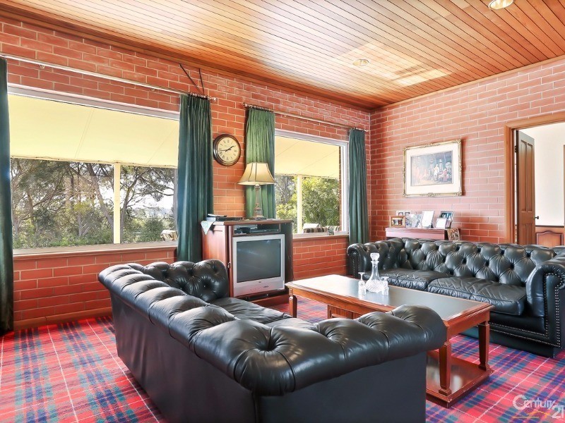 30 Range Road South, Houghton SA 5131