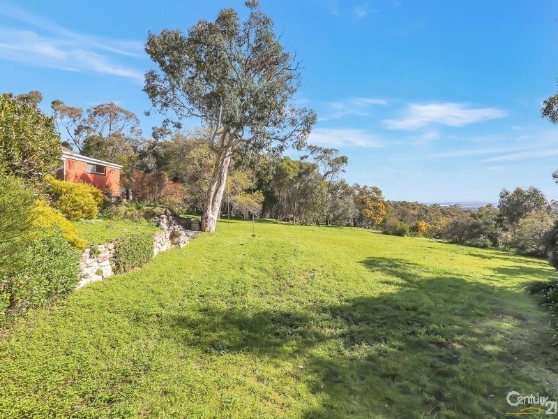 30 Range Road South, Houghton SA 5131