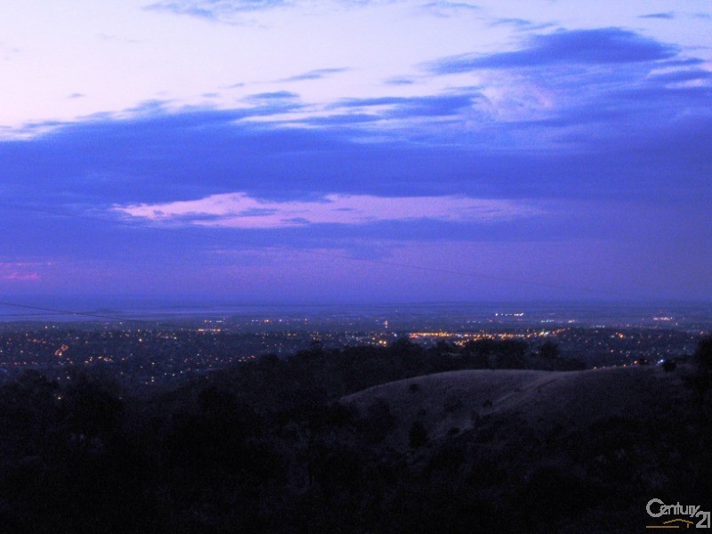 30 Range Road South, Houghton SA 5131