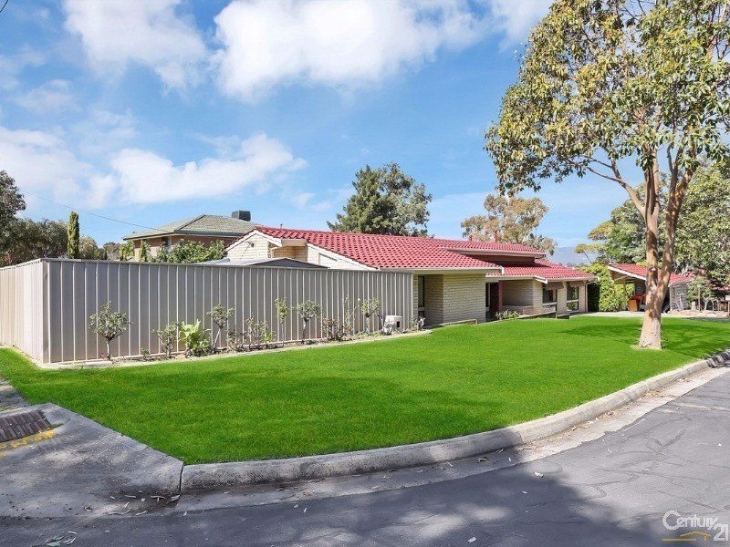 4 Barker Way, Valley View SA 5093
