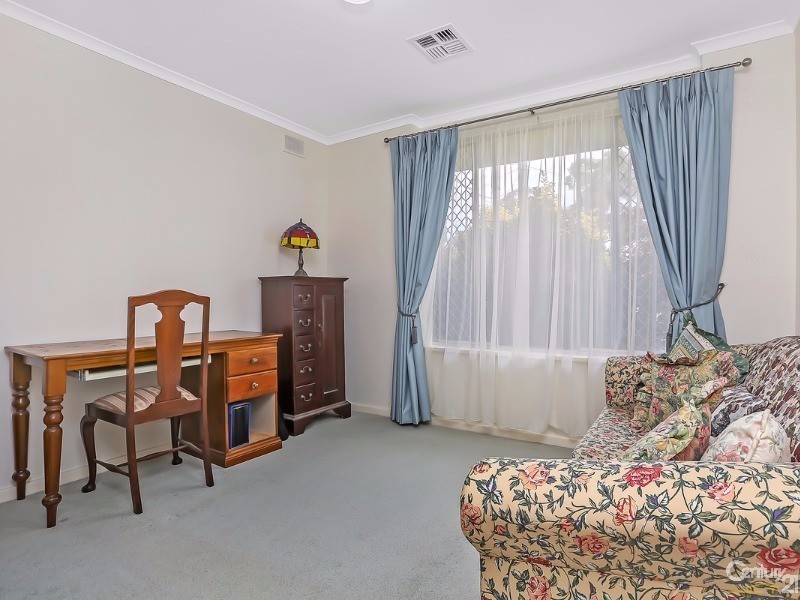 8 Weld Crescent, Hope Valley SA 5090