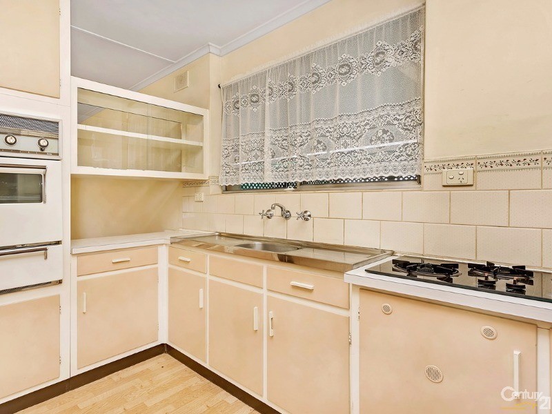 2 Mattinson Road, Ridgehaven SA 5097