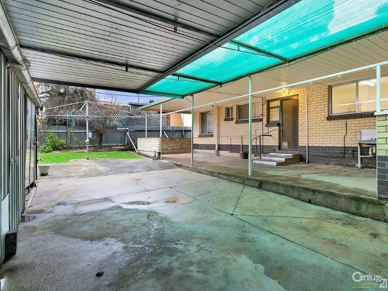 2 Mattinson Road, Ridgehaven SA 5097