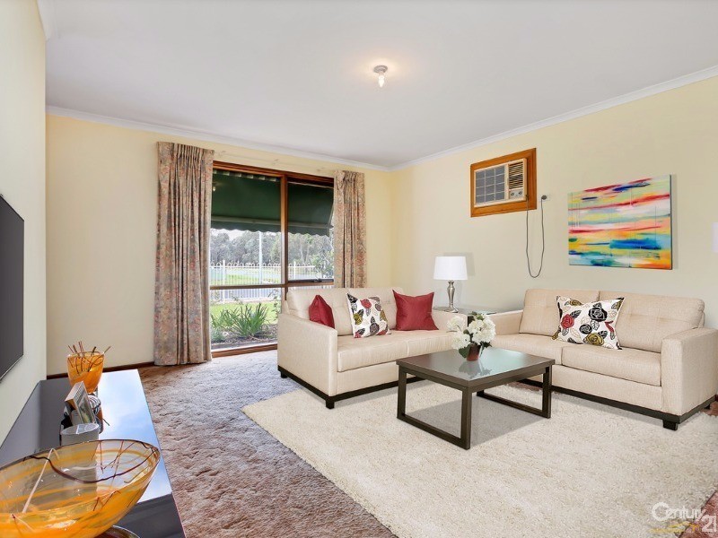 1 Begonia Court, Parafield Gardens SA 5107