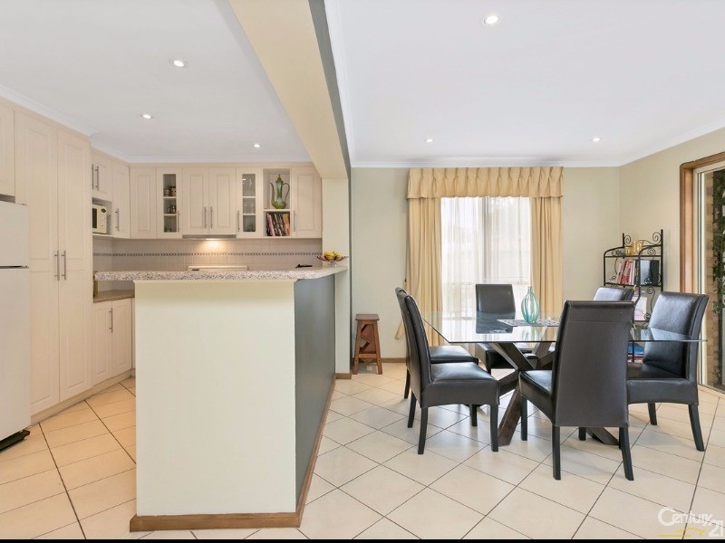 42 Banksia Crescent, Parafield Gardens SA 5107