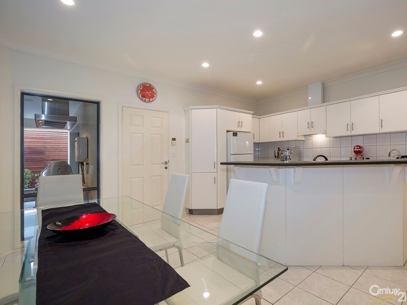 15 Fernbank Ave, Golden Grove SA 5125