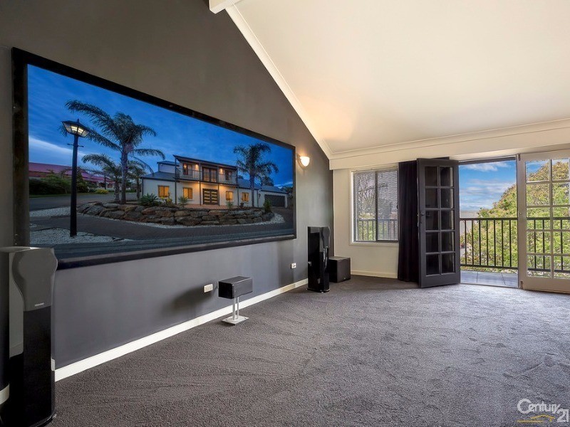 15 Fernbank Ave, Golden Grove SA 5125