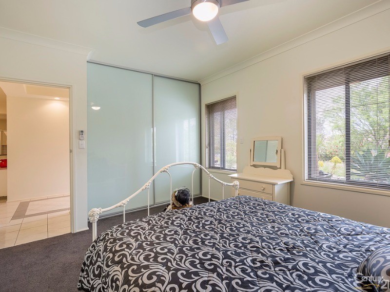 15 Fernbank Ave, Golden Grove SA 5125