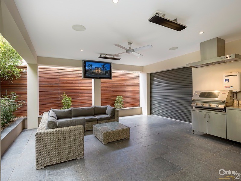 15 Fernbank Ave, Golden Grove SA 5125