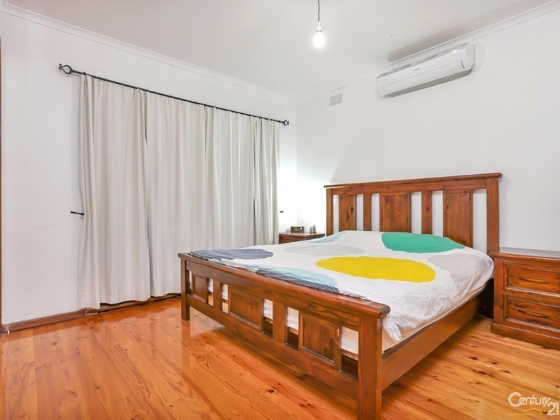 5 Plews Avenue, Valley View SA 5093