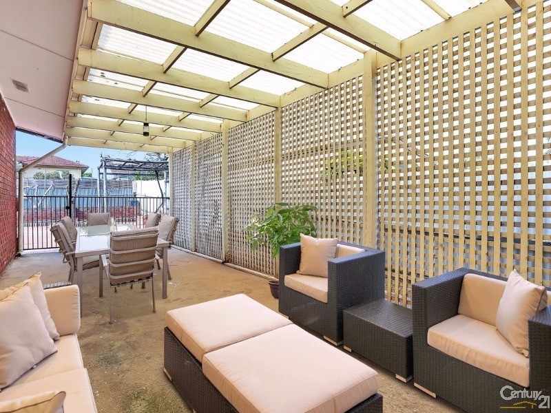 5 Plews Avenue, Valley View SA 5093