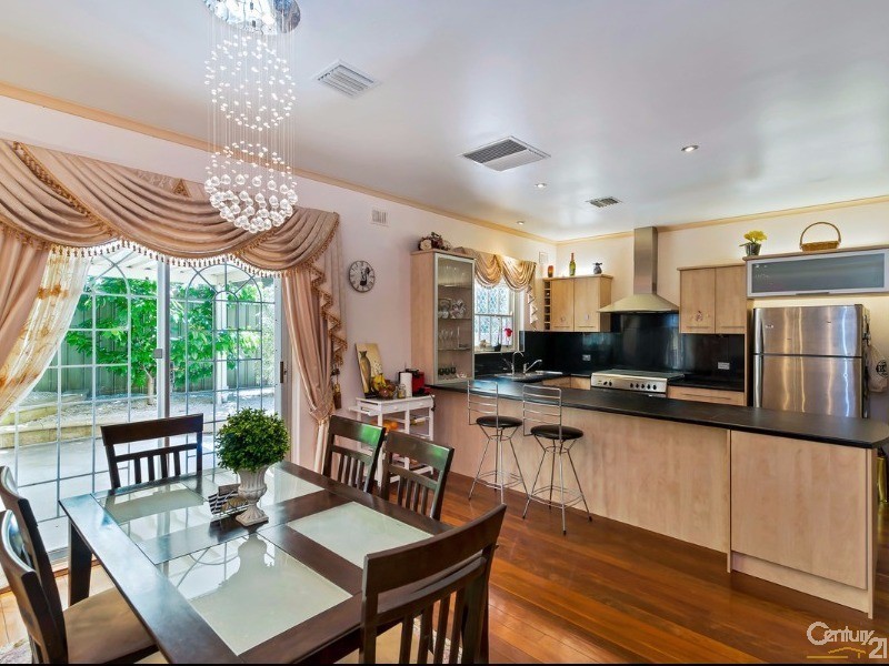 2 Wattlebird Drive, Highbury SA 5089