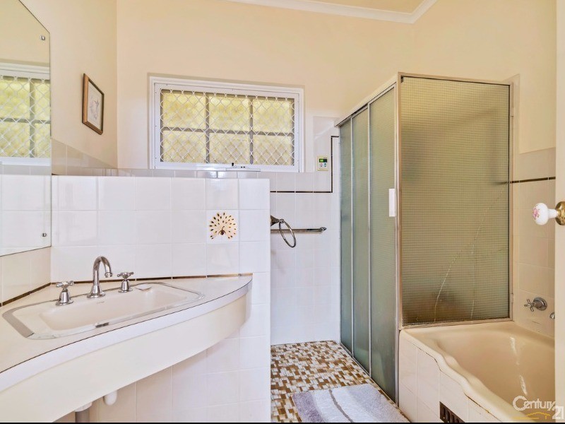2 Wattlebird Drive, Highbury SA 5089