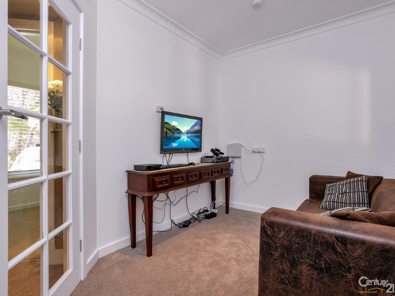 15 Windsor Road, Highbury SA 5089