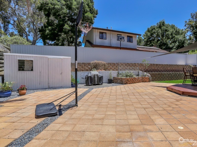 15 Windsor Road, Highbury SA 5089