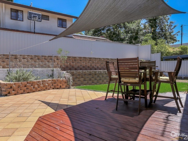 15 Windsor Road, Highbury SA 5089