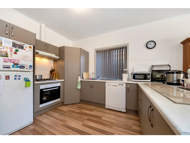 32b Myall Road, Para Hills SA 5096