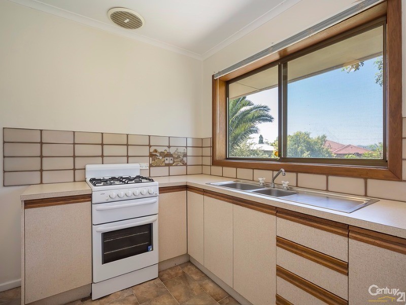 255 Wright Road, Valley View SA 5093