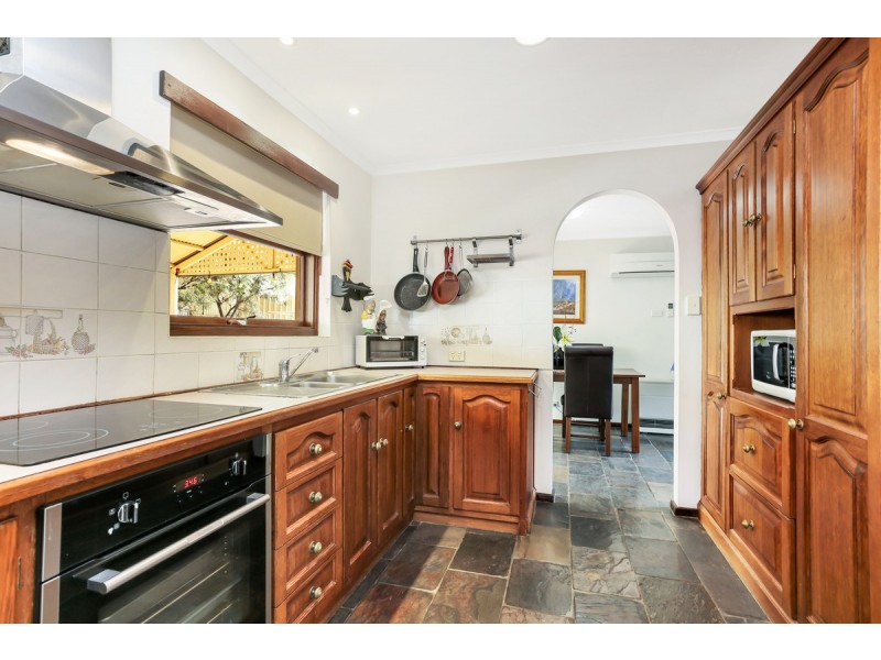 11 Farm Drive, Redwood Park SA 5097