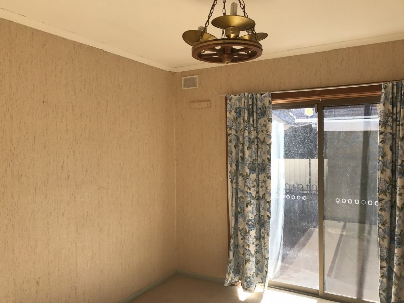 205 Wright Road, Valley View SA 5093