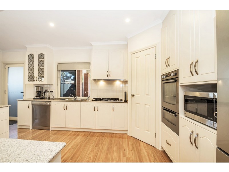 31 Britten Crescent, Modbury SA 5092