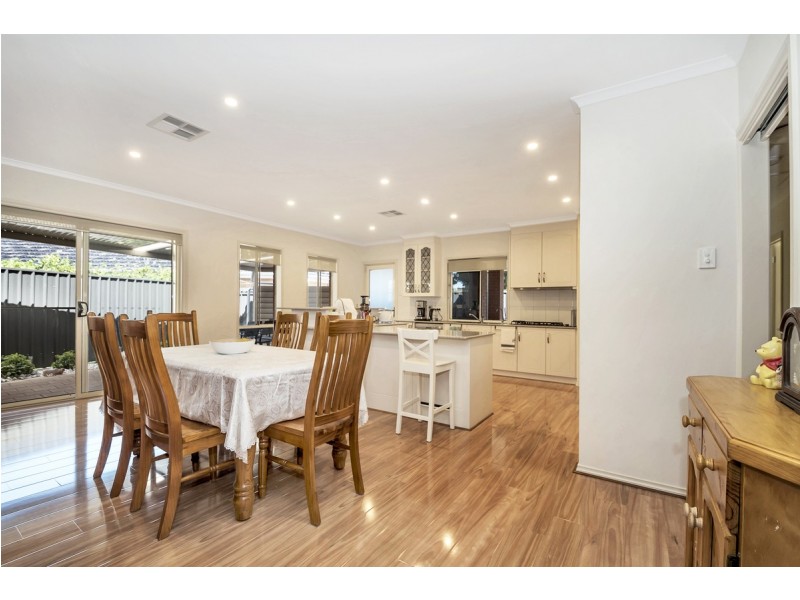 31 Britten Crescent, Modbury SA 5092