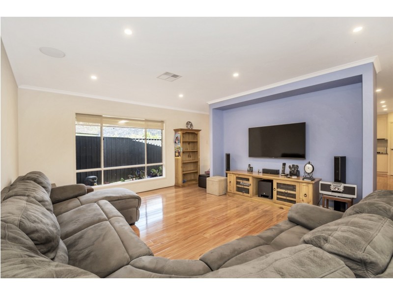 31 Britten Crescent, Modbury SA 5092