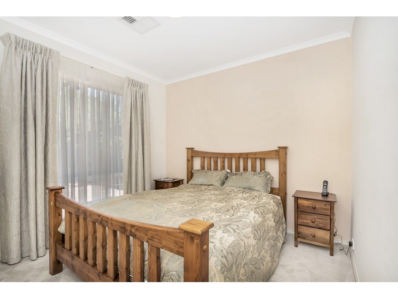 31 Britten Crescent, Modbury SA 5092