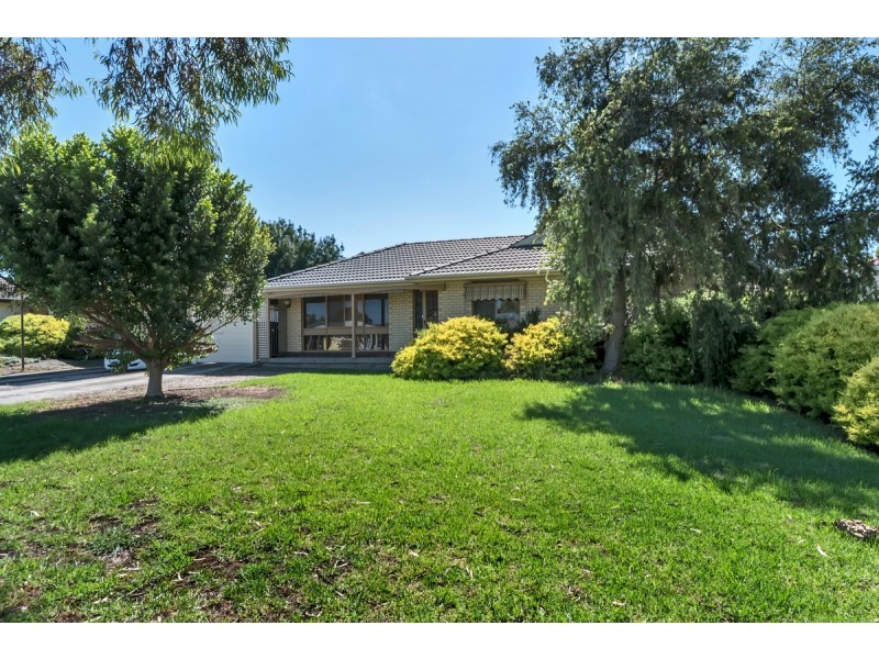 16 Morris Drive, Valley View SA 5093