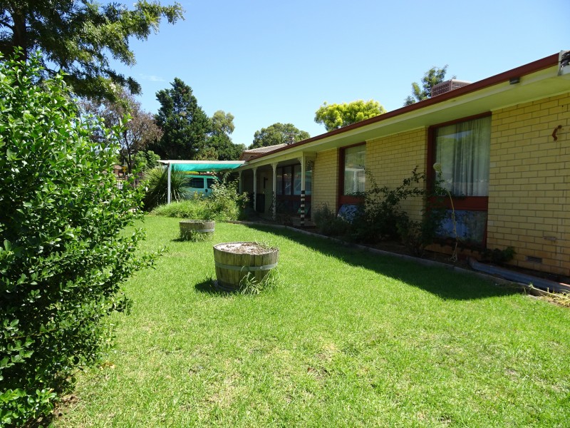 9 Kestral Way, Modbury Heights SA 5092