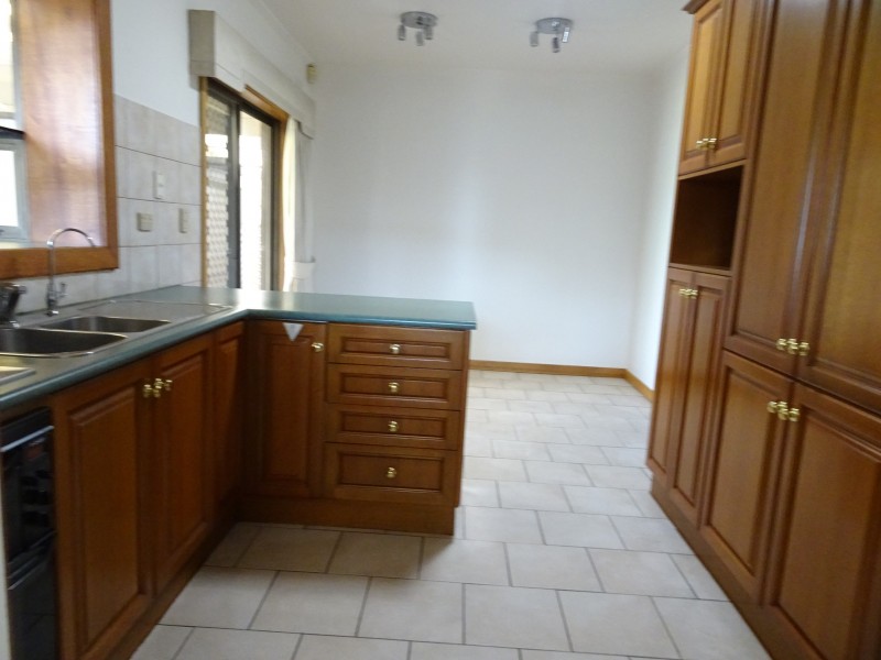 4 Bolingbroke Avenue, Fulham Gardens SA 5024