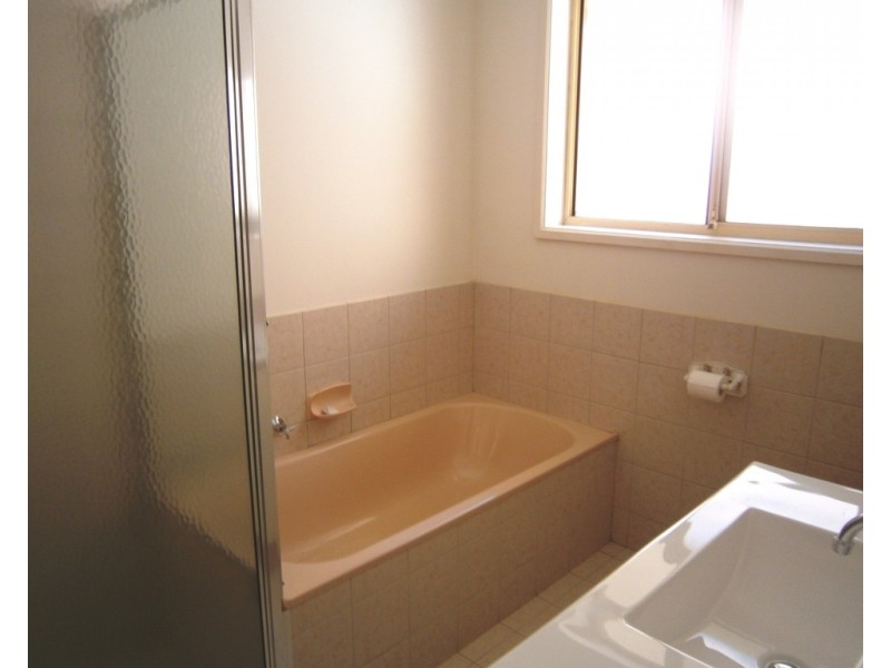 1 Malachite Court, Golden Grove SA 5125