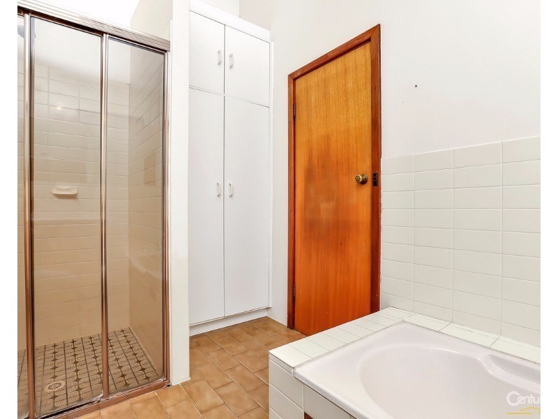 5 Plews Avenue, Valley View SA 5093