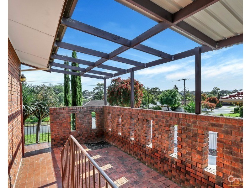 5 Plews Avenue, Valley View SA 5093