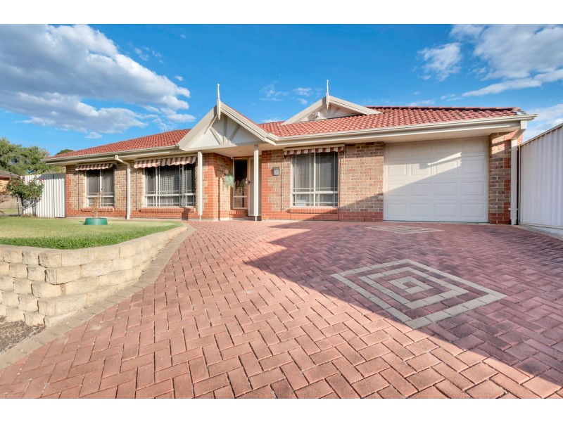 5 MacMahon Ave, St Agnes SA 5097