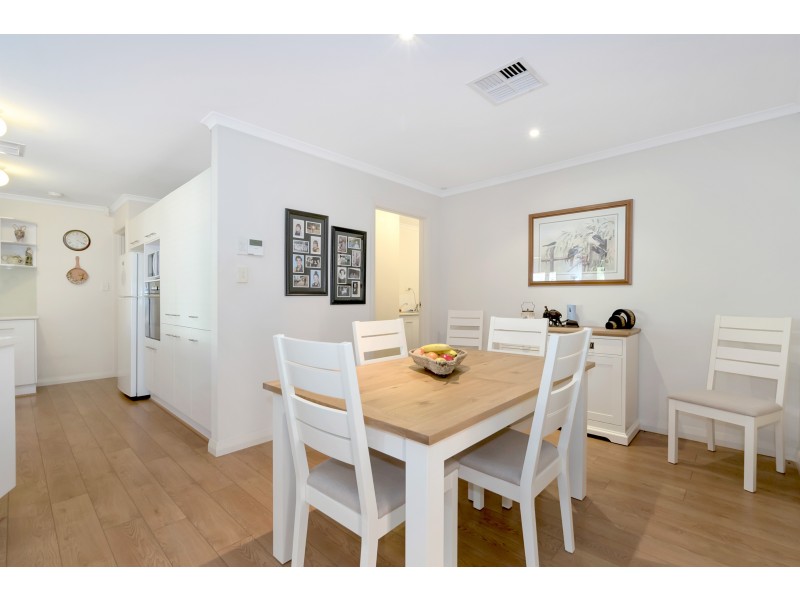 5 MacMahon Ave, St Agnes SA 5097