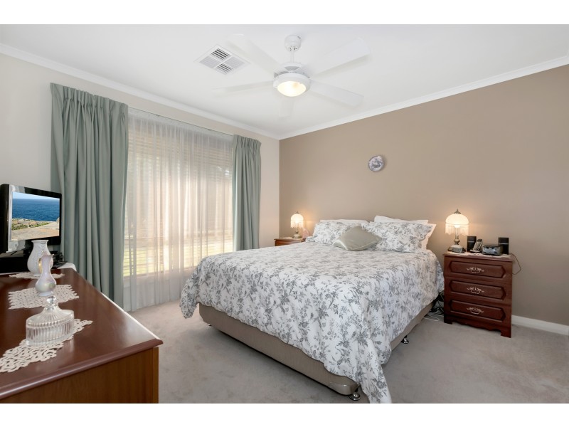 5 MacMahon Ave, St Agnes SA 5097