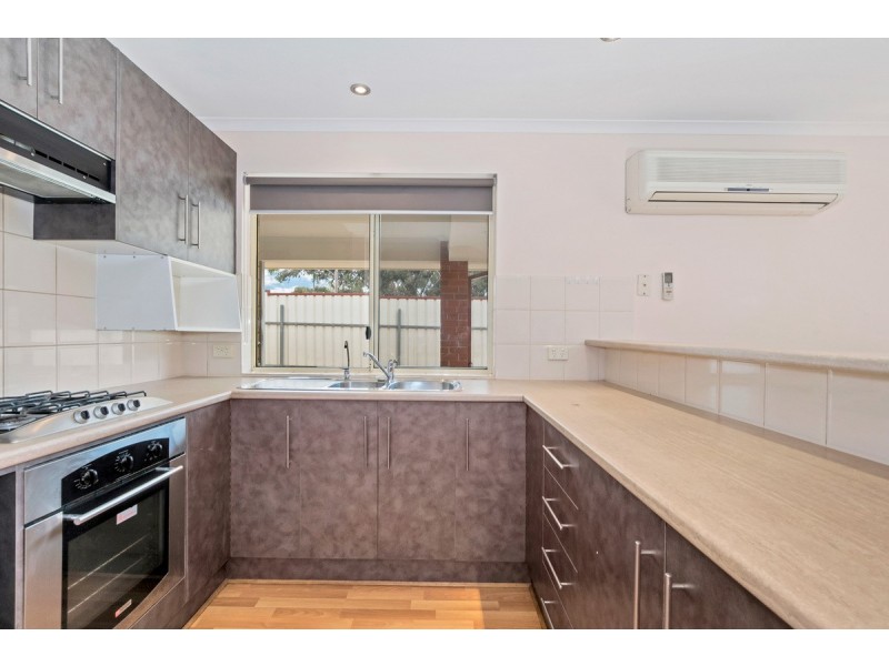 2/115  Kesters Road, Para Hills West SA 5096